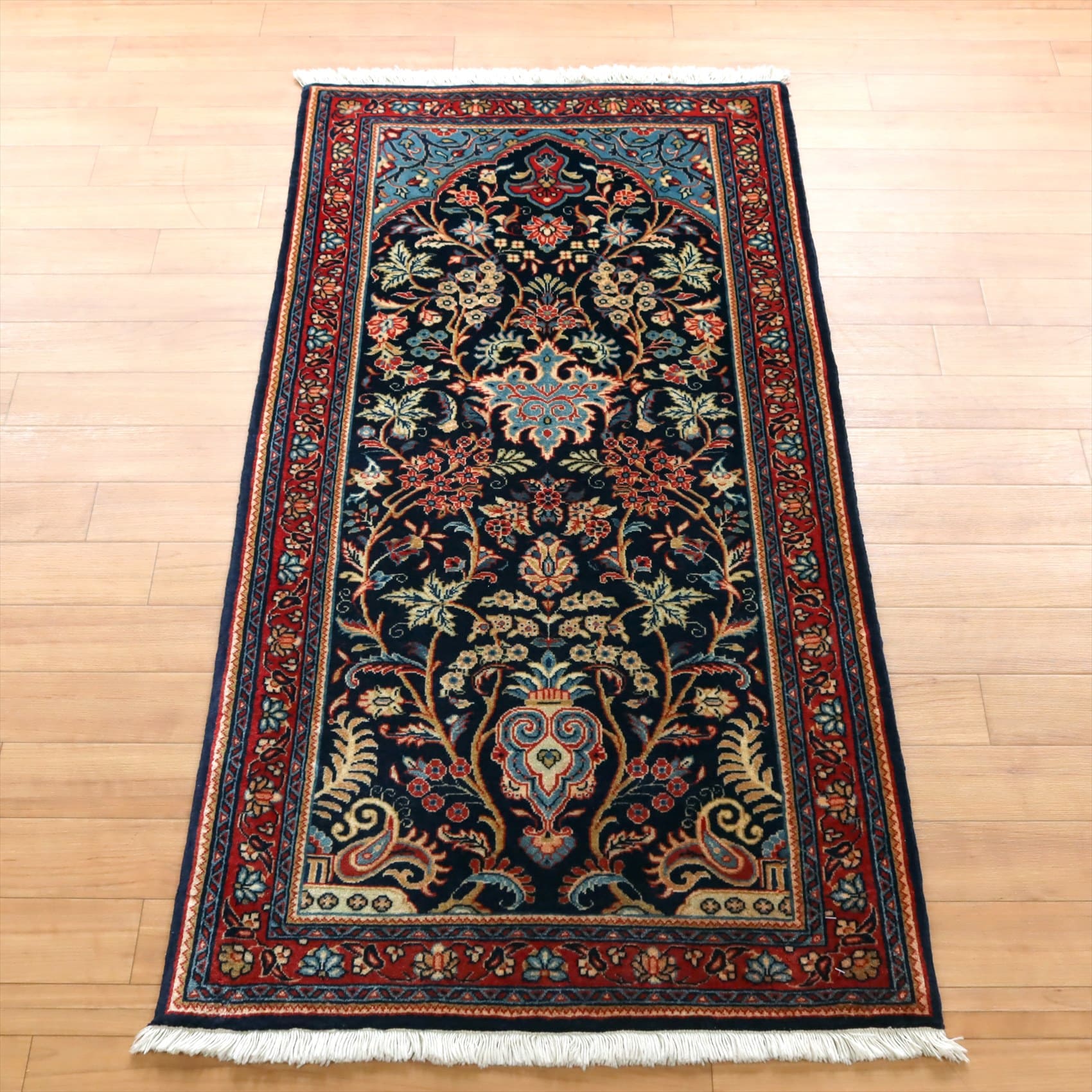 ペルシャ絨毯 イスファハーン120×62cm ネイビー ミフラープ